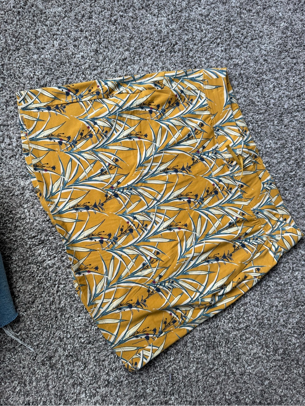 KÜHL mustard yellow mini skirt kuhl